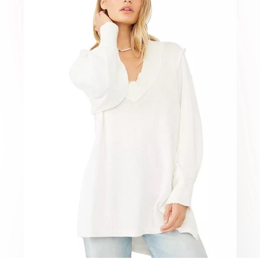 Free People Asher Thermal Knit Oversized V-Neck Top – Ivory